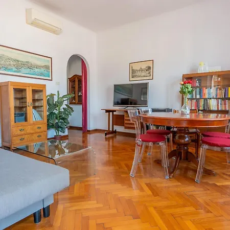 Terrazzo Lara Apartamento *
